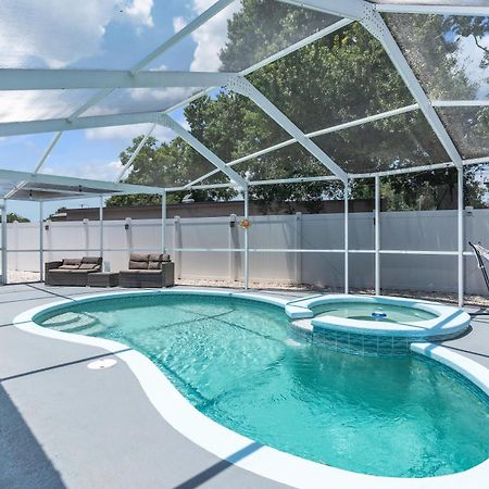 Stunning Modern Home In Tampa With Pool - Just 5 Minutes From Airport! Bagian luar foto