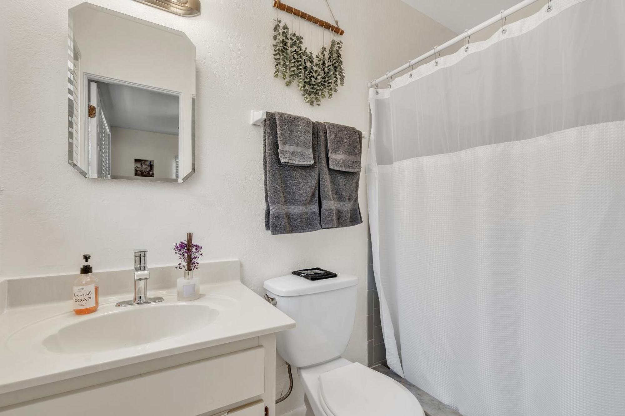 Stunning Modern Home In Tampa With Pool - Just 5 Minutes From Airport! Bagian luar foto